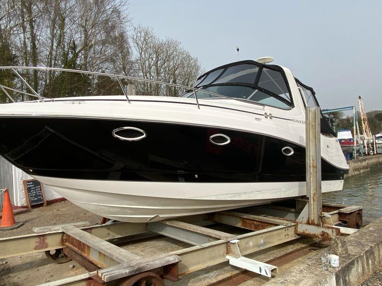 Premier yacht wraps black hull 1