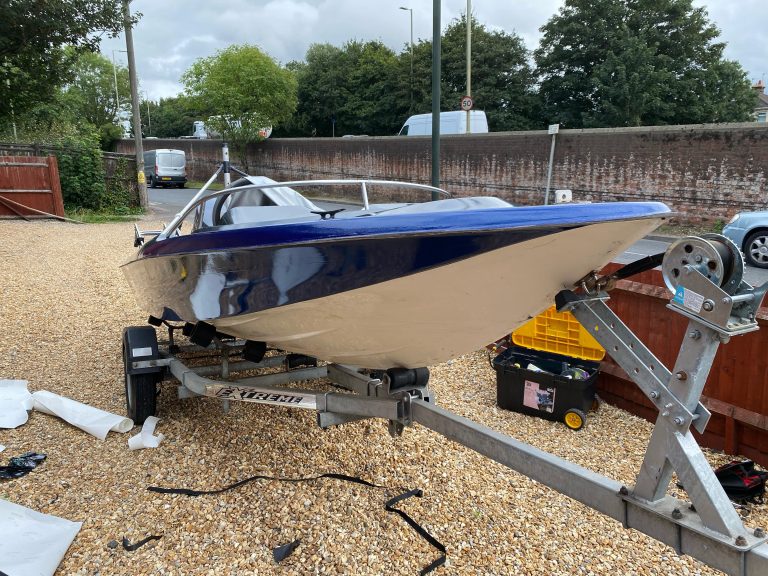 Premier yacht wraps hull band 2