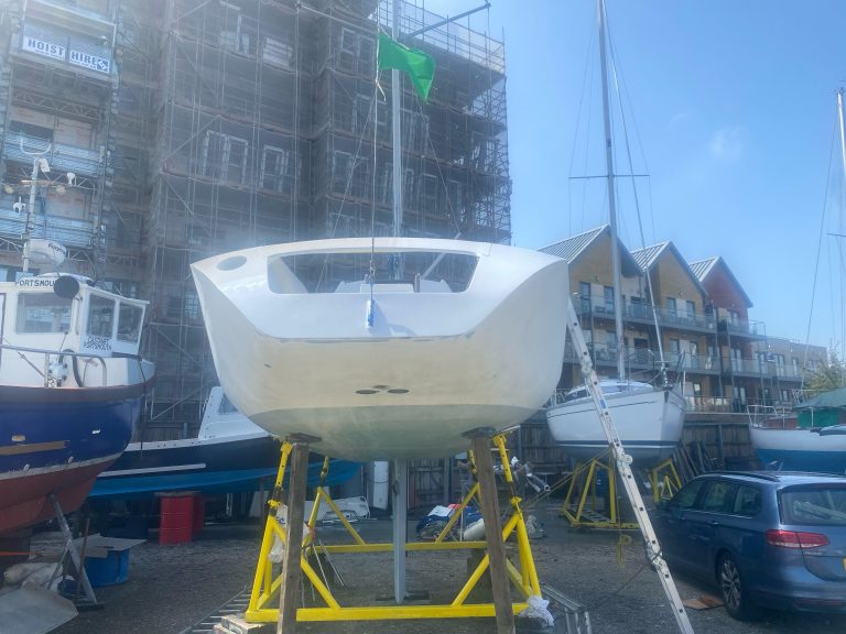 Premier yacht wraps hull bright blue 2