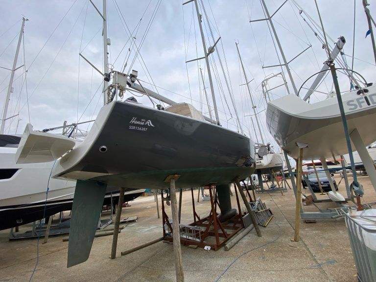Premier yacht wraps hull name 2