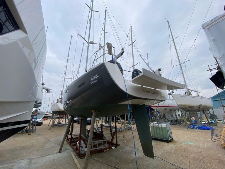 Premier yacht wraps hull name 3