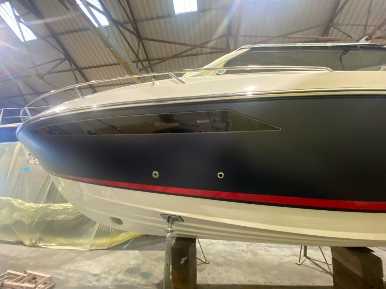 Premier yacht wraps hull red stripes 2