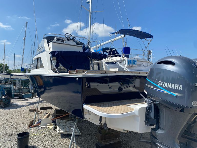 Premier yacht wraps hull transform blue 10