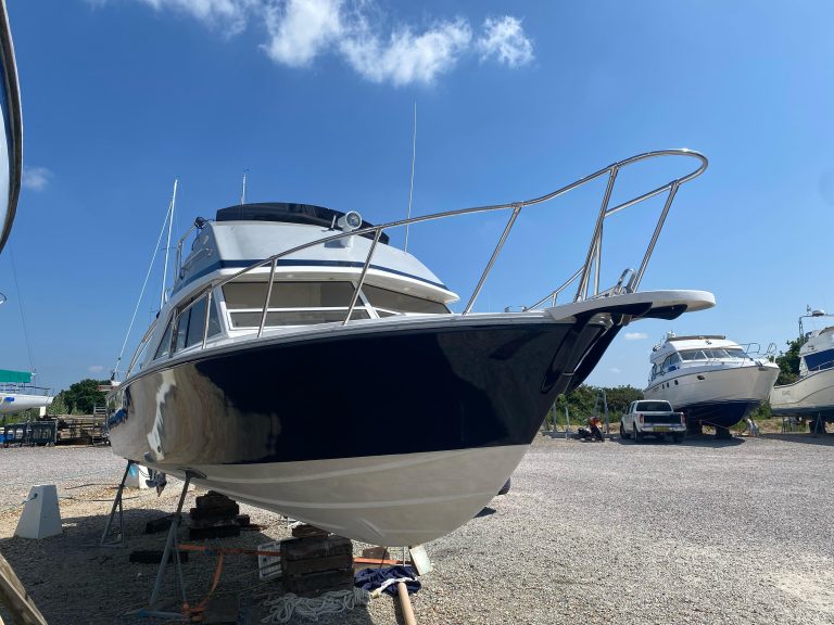 Premier yacht wraps hull transform blue 3