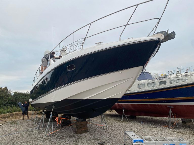 Premier yacht wraps hull wrap g