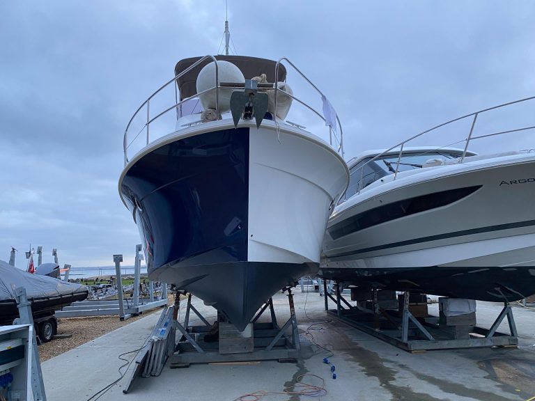 Premier yacht wraps hull wrap navy 1