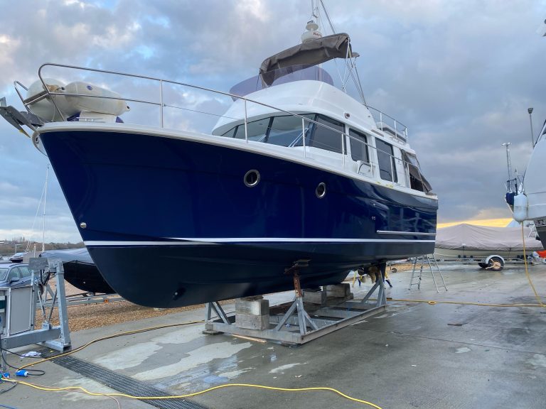 Premier yacht wraps hull wrap navy 4