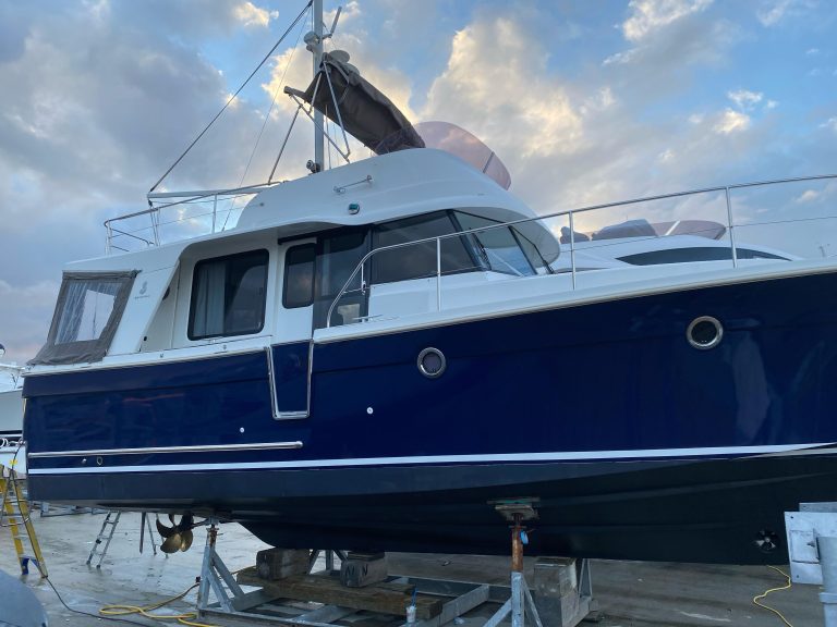 Premier yacht wraps hull wrap navy 5